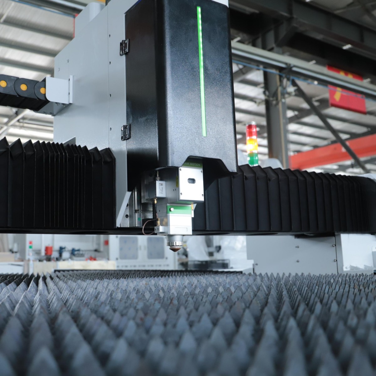 Mesin Pemotong Laser Besi deng - Industrial Laser Cutter ulasan dan harga